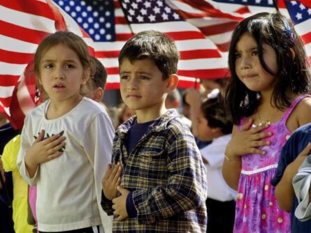 Children pledging allegiance to the flag
